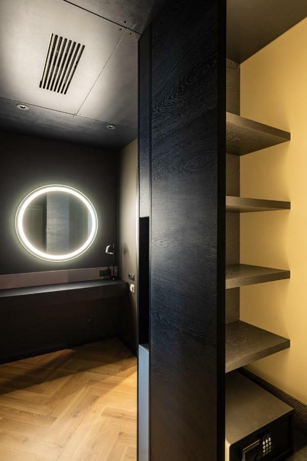 Maestro Design Hotel Liepaja Bagian luar foto